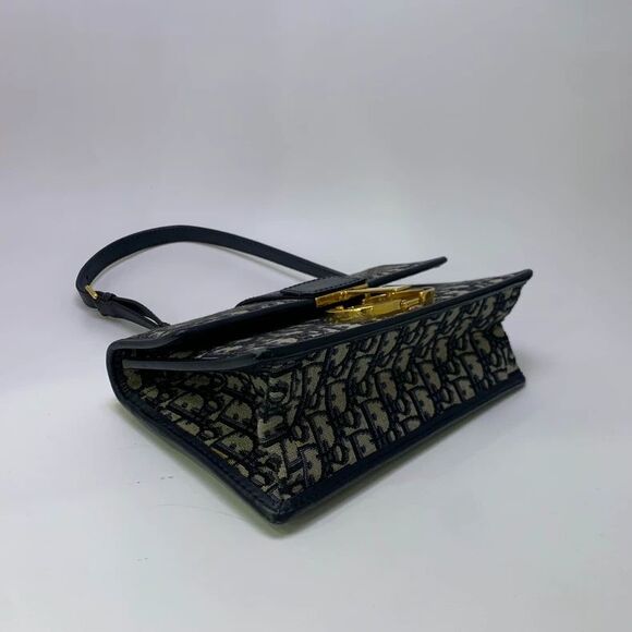 Dior Women Pre-Loved Bag Very Good Condition - Picture 8 of 9